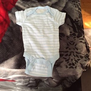 Newborn bodysuit for boys